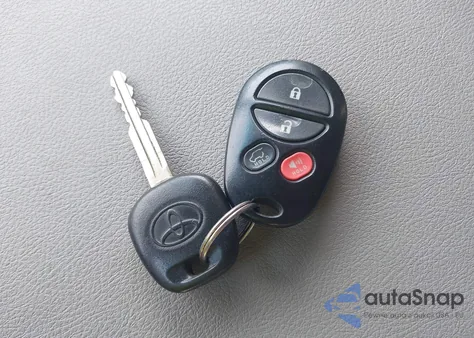 2012 Toyota Highlander Base V6 from USA, damaged, VIN 5TDBK3EH4CS172942